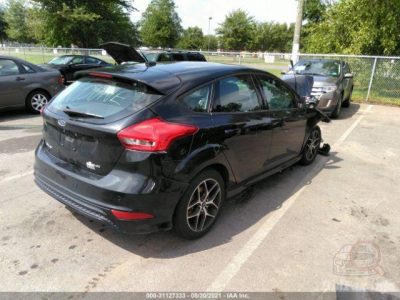 Ford Focus SE 2015 Black 2.0L