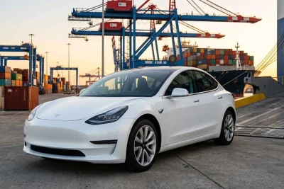 Доставка Tesla Model 3 з США у Львів